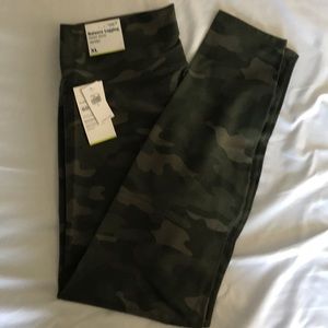 Old Navy Balance Dry leggings size XL